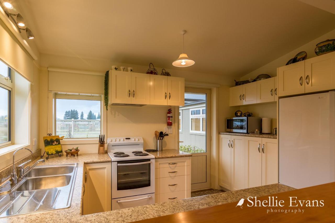 Night Sky Cottage - Kahu Cottage - Hot Tub Twizel Exterior photo